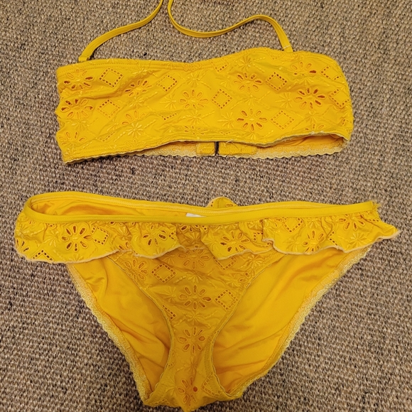 kate spade New York Eyelet Lace Ruffle Bikini, yellow, med top & sm bottoms - Picture 2 of 4